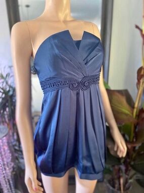 NWT: BCBG Max Azria Blue Satin Pleated Strapless Formal Dress 6P (Reg $298)